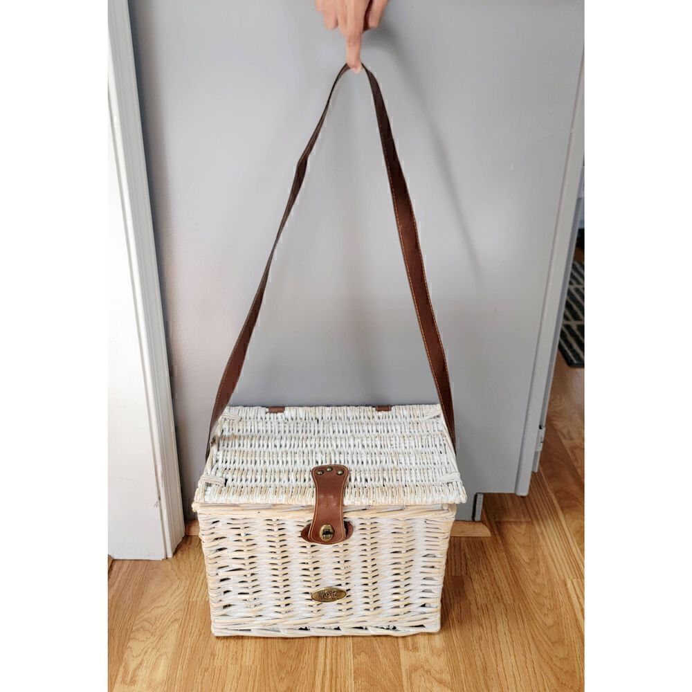 White Wicker Picnic Basket Hamper 14"x10"